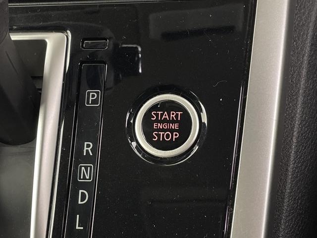 セレナ ハイウェイスター　ＶセレクションＩＩ　純正フリップダウンモニター　純正９インチナビ　全方位カメラ　地デジフルセグ　ドライブレコーダー　ビルトインＥＴＣ　クルーズコントロール　衝突軽減ブレーキ　両側パワースライドドア　アイドリングストップ（20枚目）