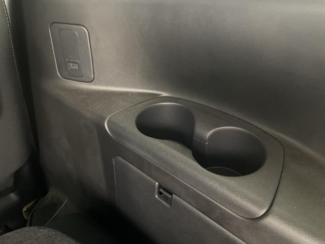 セレナ ハイウェイスター　ＶセレクションＩＩ　純正フリップダウンモニター　純正９インチナビ　全方位カメラ　地デジフルセグ　ドライブレコーダー　ビルトインＥＴＣ　クルーズコントロール　衝突軽減ブレーキ　両側パワースライドドア　アイドリングストップ（36枚目）