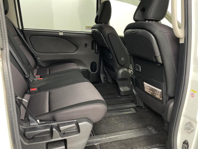 セレナ ハイウェイスター　ＶセレクションＩＩ　純正フリップダウンモニター　純正９インチナビ　全方位カメラ　地デジフルセグ　ドライブレコーダー　ビルトインＥＴＣ　クルーズコントロール　衝突軽減ブレーキ　両側パワースライドドア　アイドリングストップ（44枚目）