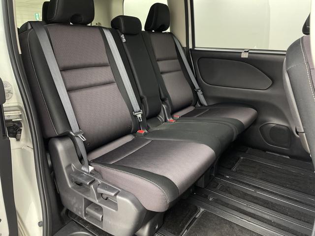 セレナ ハイウェイスター　ＶセレクションＩＩ　純正フリップダウンモニター　純正９インチナビ　全方位カメラ　地デジフルセグ　ドライブレコーダー　ビルトインＥＴＣ　クルーズコントロール　衝突軽減ブレーキ　両側パワースライドドア　アイドリングストップ（46枚目）