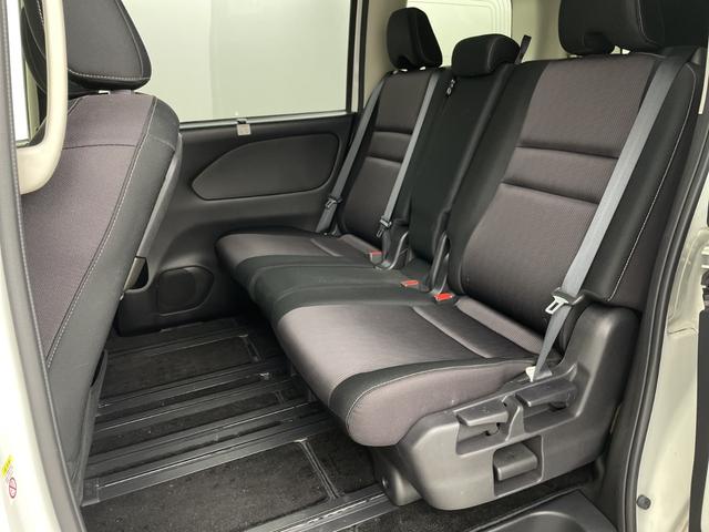 セレナ ハイウェイスター　ＶセレクションＩＩ　純正フリップダウンモニター　純正９インチナビ　全方位カメラ　地デジフルセグ　ドライブレコーダー　ビルトインＥＴＣ　クルーズコントロール　衝突軽減ブレーキ　両側パワースライドドア　アイドリングストップ（47枚目）