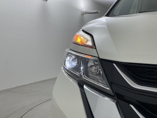 セレナ ハイウェイスター　ＶセレクションＩＩ　純正フリップダウンモニター　純正９インチナビ　全方位カメラ　地デジフルセグ　ドライブレコーダー　ビルトインＥＴＣ　クルーズコントロール　衝突軽減ブレーキ　両側パワースライドドア　アイドリングストップ（57枚目）