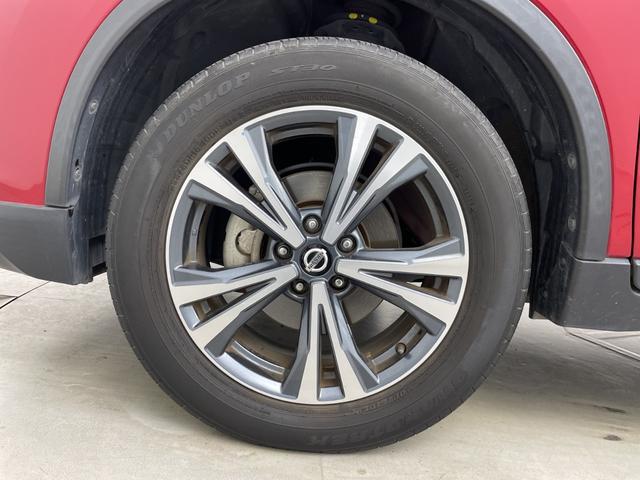 納車前に内外装のクリーニングをいたします。各種コーティング（別途有料）もご用意しておりますので、是非ご相談ください。