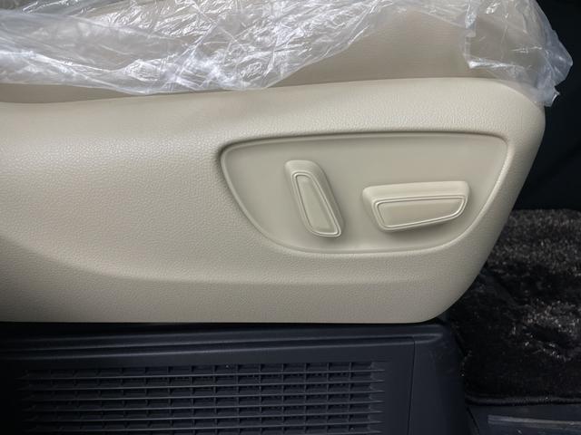 アルファードハイブリッド エグゼクティブラウンジ　左右独立ムーンルーフ　ＪＢＬサウンド　後席モニター　純正ナビ機能付きディスプレイオーディオ　全方位カメラ　ＢＳＭ　パワーバックドア　デジタルインナーミラー　シートヒーター　エアシート　自動駐車システム（22枚目）