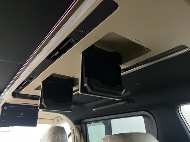 アルファードハイブリッド エグゼクティブラウンジ　左右独立ムーンルーフ　ＪＢＬサウンド　後席モニター　純正ナビ機能付きディスプレイオーディオ　全方位カメラ　ＢＳＭ　パワーバックドア　デジタルインナーミラー　シートヒーター　エアシート　自動駐車システム（40枚目）