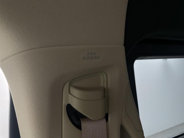 アルファードハイブリッド エグゼクティブラウンジ　左右独立ムーンルーフ　ＪＢＬサウンド　後席モニター　純正ナビ機能付きディスプレイオーディオ　全方位カメラ　ＢＳＭ　パワーバックドア　デジタルインナーミラー　シートヒーター　エアシート　自動駐車システム（43枚目）