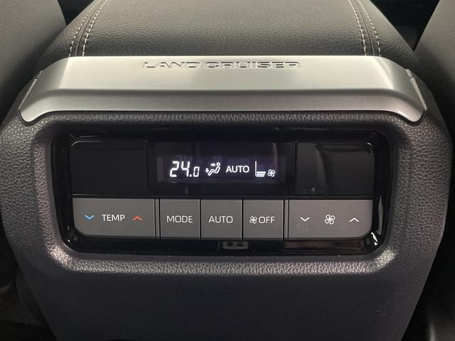 ランドクルーザー２５０ ＶＸ　サンルーフ　純正ディスプレイオーディオ　全方位カメラ　地デジフルセグ　ＥＴＣ２．０　アダプティブクルーズコントロール　ブラインドスポットモニター　シートヒーター　ベンチレーター　パワーバックドア（37枚目）