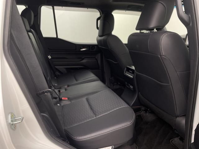 ランドクルーザー２５０ ＶＸ　サンルーフ　純正ディスプレイオーディオ　全方位カメラ　地デジフルセグ　ＥＴＣ２．０　アダプティブクルーズコントロール　ブラインドスポットモニター　シートヒーター　ベンチレーター　パワーバックドア（48枚目）