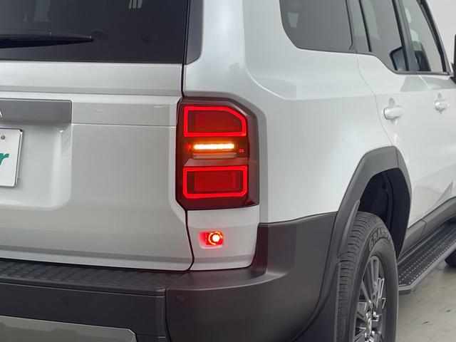 ランドクルーザー２５０ ＶＸ　サンルーフ　純正ディスプレイオーディオ　全方位カメラ　地デジフルセグ　ＥＴＣ２．０　アダプティブクルーズコントロール　ブラインドスポットモニター　シートヒーター　ベンチレーター　パワーバックドア（65枚目）