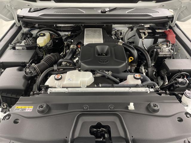 ランドクルーザー２５０ ＶＸ　サンルーフ　純正ディスプレイオーディオ　全方位カメラ　地デジフルセグ　ＥＴＣ２．０　アダプティブクルーズコントロール　ブラインドスポットモニター　シートヒーター　ベンチレーター　パワーバックドア（79枚目）