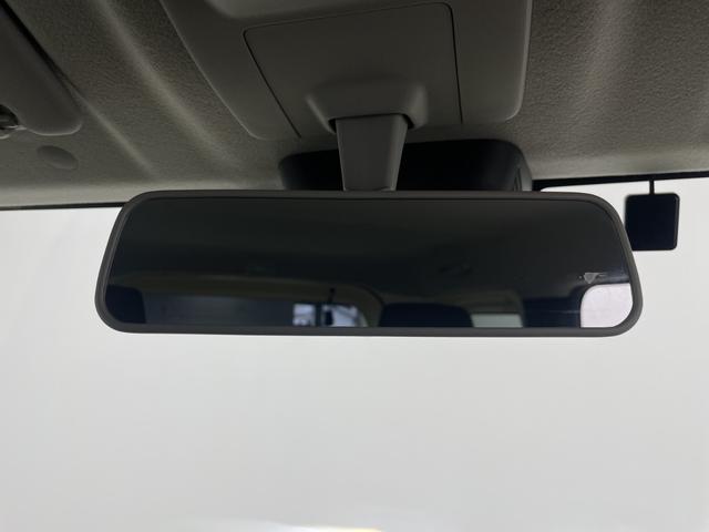 ジムニー XC 純正ナビ フルセグテレビ ビルトインETC 前後ドライブレコーダー シートヒーター クルーズコントロール 衝突軽減ブレーキ 車線逸脱警報 ダウンヒルアシスト ヒーテッドドアミラー 純正アルミホイール(27枚目)