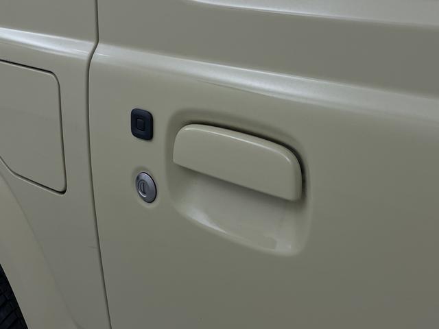 ジムニー XC 純正ナビ フルセグテレビ ビルトインETC 前後ドライブレコーダー シートヒーター クルーズコントロール 衝突軽減ブレーキ 車線逸脱警報 ダウンヒルアシスト ヒーテッドドアミラー 純正アルミホイール(57枚目)