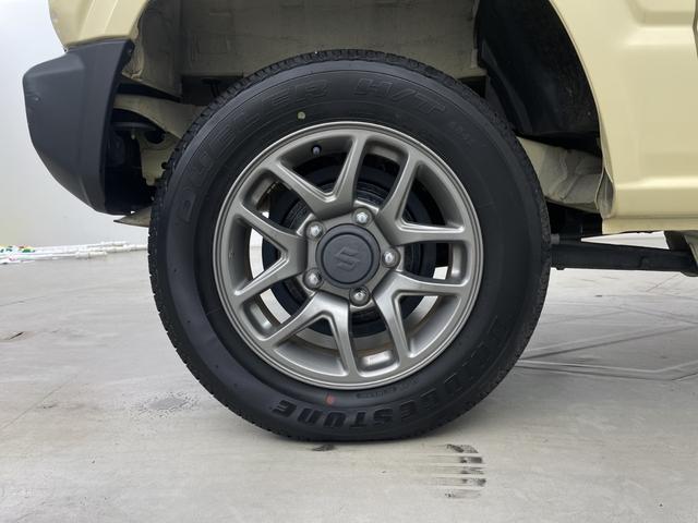 ジムニー XC 純正ナビ フルセグテレビ ビルトインETC 前後ドライブレコーダー シートヒーター クルーズコントロール 衝突軽減ブレーキ 車線逸脱警報 ダウンヒルアシスト ヒーテッドドアミラー 純正アルミホイール(70枚目)