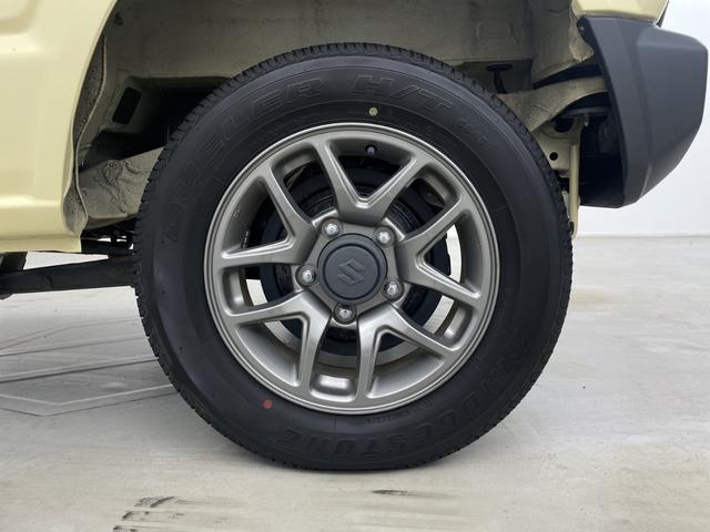 ジムニー XC 純正ナビ フルセグテレビ ビルトインETC 前後ドライブレコーダー シートヒーター クルーズコントロール 衝突軽減ブレーキ 車線逸脱警報 ダウンヒルアシスト ヒーテッドドアミラー 純正アルミホイール(72枚目)