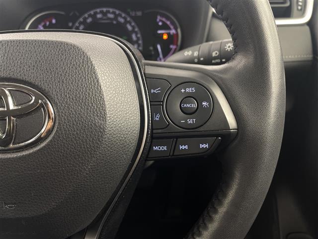 ＲＡＶ４ Ｇ　Ｚパッケージ　純正ナビ　バックカメラ　ＢＳＭ　ビルトインＥＴＣ２．０　デジタルインナーミラー　ワイヤレス充電　電動リアゲート　シートヒーター　衝突軽減ブレーキ　レーダークルーズコントロール　レーンキープアシスト（10枚目）