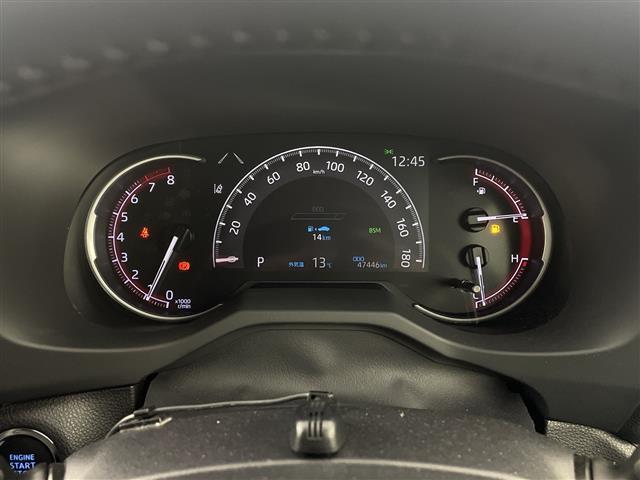 ＲＡＶ４ Ｇ　Ｚパッケージ　純正ナビ　バックカメラ　ＢＳＭ　ビルトインＥＴＣ２．０　デジタルインナーミラー　ワイヤレス充電　電動リアゲート　シートヒーター　衝突軽減ブレーキ　レーダークルーズコントロール　レーンキープアシスト（13枚目）