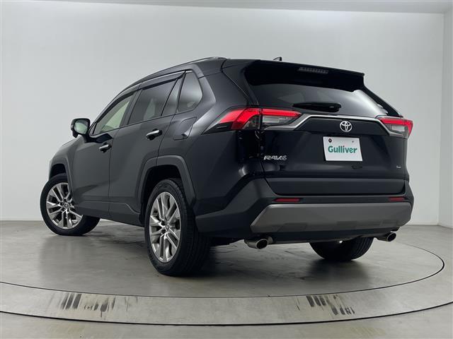 ＲＡＶ４ Ｇ　Ｚパッケージ　純正ナビ　バックカメラ　ＢＳＭ　ビルトインＥＴＣ２．０　デジタルインナーミラー　ワイヤレス充電　電動リアゲート　シートヒーター　衝突軽減ブレーキ　レーダークルーズコントロール　レーンキープアシスト（43枚目）