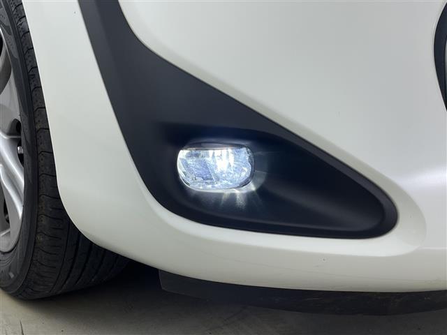 シエンタ ハイブリッドＧ　クエロ　純正ナビ　バックカメラ　フルセグテレビ　ビルトインＥＴＣ　両側パワースライドドア　クルーズコントロール　衝突軽減ブレーキ　レーンキープアシスト　オートマティックハイビーム　純１５インチ正アルミホイール（31枚目）