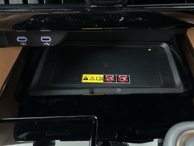 安心の全車保証付き！（※部分保証、国産車は納車後３ヶ月、輸入車は納車後１ヶ月の保証期間となります）。その他長期保証（有償）もご用意しております！※長期保証を付帯できる車両には条件がございます。