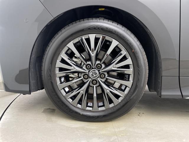 『ホイールコート』はガラス被膜が生む耐久性で走行時の様々な汚れをガードすることで足元を輝かせる光沢＆撥水性が期待できます。足元を汚れから守って美しく見せるためにお勧めしたい商品です。