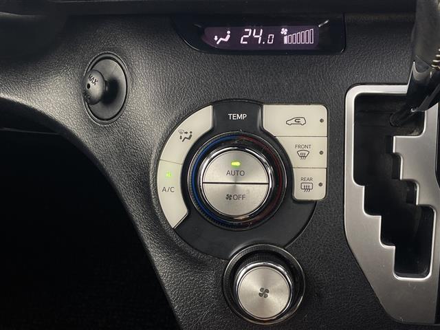 シエンタ ハイブリッドＧ　１１．６型フリップダウンモニター　社外８インチナビ　バックカメラ　地デジワンセグ　ドライブレコーダー　ＥＴＣ　クルーズコントロール　衝突軽減ブレーキ　ＡＣ１００Ｖ　シートヒーター　ステアリングヒーター（15枚目）