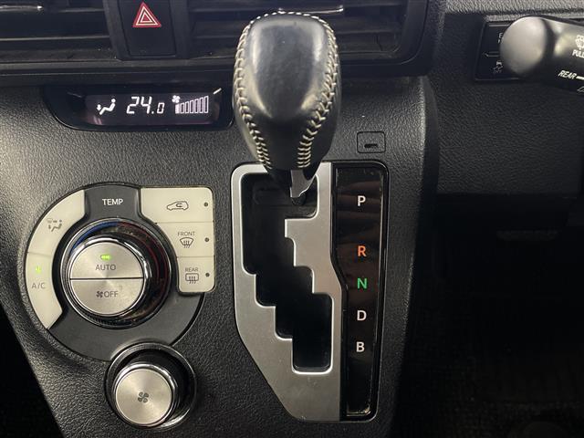 シエンタ ハイブリッドＧ　１１．６型フリップダウンモニター　社外８インチナビ　バックカメラ　地デジワンセグ　ドライブレコーダー　ＥＴＣ　クルーズコントロール　衝突軽減ブレーキ　ＡＣ１００Ｖ　シートヒーター　ステアリングヒーター（16枚目）