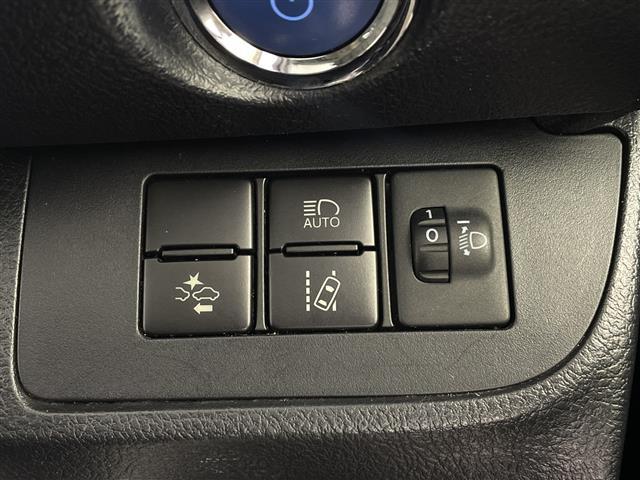 シエンタ ハイブリッドＧ　１１．６型フリップダウンモニター　社外８インチナビ　バックカメラ　地デジワンセグ　ドライブレコーダー　ＥＴＣ　クルーズコントロール　衝突軽減ブレーキ　ＡＣ１００Ｖ　シートヒーター　ステアリングヒーター（19枚目）