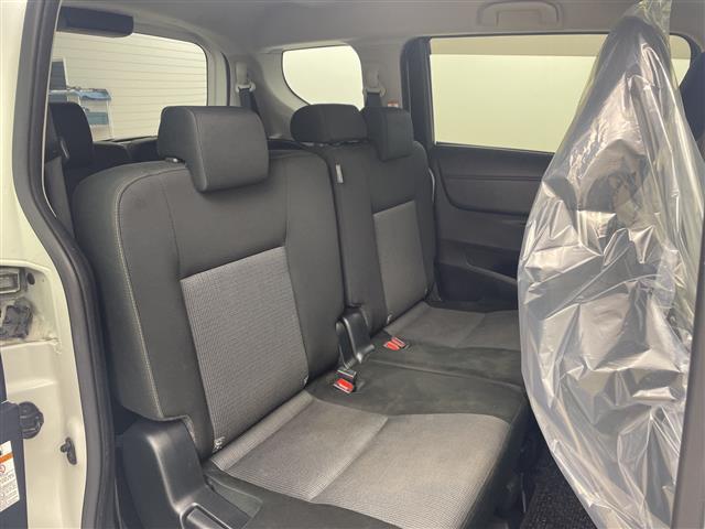 シエンタ ハイブリッドＧ　１１．６型フリップダウンモニター　社外８インチナビ　バックカメラ　地デジワンセグ　ドライブレコーダー　ＥＴＣ　クルーズコントロール　衝突軽減ブレーキ　ＡＣ１００Ｖ　シートヒーター　ステアリングヒーター（27枚目）