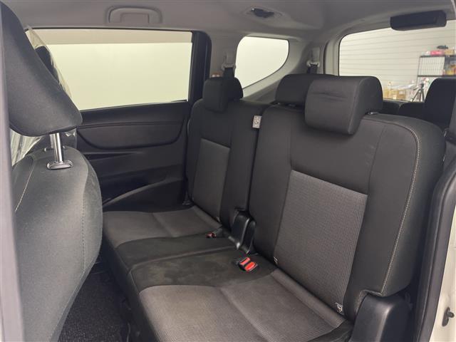 シエンタ ハイブリッドＧ　１１．６型フリップダウンモニター　社外８インチナビ　バックカメラ　地デジワンセグ　ドライブレコーダー　ＥＴＣ　クルーズコントロール　衝突軽減ブレーキ　ＡＣ１００Ｖ　シートヒーター　ステアリングヒーター（28枚目）