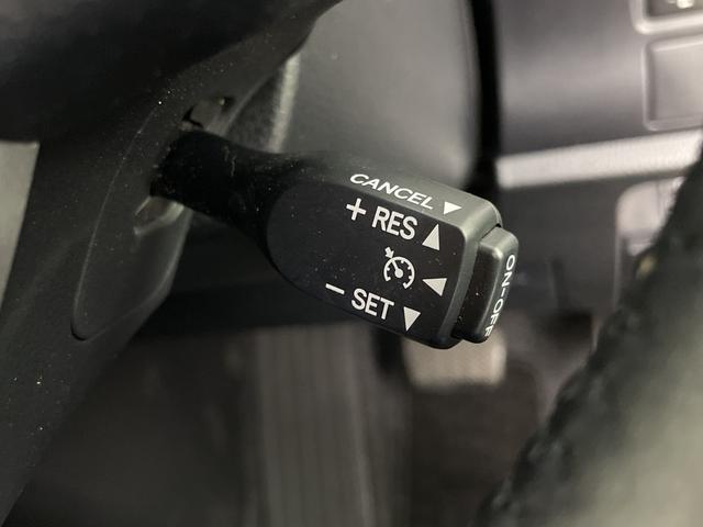 ヴォクシー ハイブリッドＺＳ　煌ＩＩ　フリップダウン　社外ナビ　バックモニター　両側電動スライドドア　前席シートヒーター　ビルトインＥＴＣ　クルーズコントロール　ロールサンシェード　オートハイビーム　レーンキープアシスト　衝突軽減ブレーキ（14枚目）