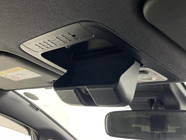 ヴォクシー ハイブリッドＺＳ　煌ＩＩ　フリップダウン　社外ナビ　バックモニター　両側電動スライドドア　前席シートヒーター　ビルトインＥＴＣ　クルーズコントロール　ロールサンシェード　オートハイビーム　レーンキープアシスト　衝突軽減ブレーキ（30枚目）