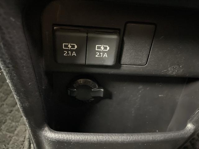 ヴォクシー ハイブリッドＺＳ　煌ＩＩ　フリップダウン　社外ナビ　バックモニター　両側電動スライドドア　前席シートヒーター　ビルトインＥＴＣ　クルーズコントロール　ロールサンシェード　オートハイビーム　レーンキープアシスト　衝突軽減ブレーキ（32枚目）