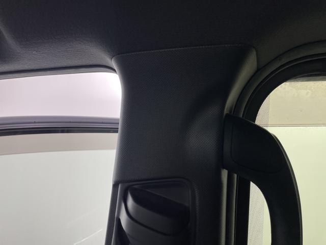 ヴォクシー ハイブリッドＺＳ　煌ＩＩ　フリップダウン　社外ナビ　バックモニター　両側電動スライドドア　前席シートヒーター　ビルトインＥＴＣ　クルーズコントロール　ロールサンシェード　オートハイビーム　レーンキープアシスト　衝突軽減ブレーキ（41枚目）