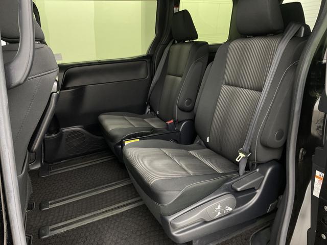 ヴォクシー ハイブリッドＺＳ　煌ＩＩ　フリップダウン　社外ナビ　バックモニター　両側電動スライドドア　前席シートヒーター　ビルトインＥＴＣ　クルーズコントロール　ロールサンシェード　オートハイビーム　レーンキープアシスト　衝突軽減ブレーキ（47枚目）