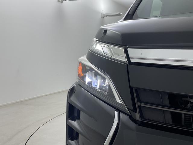 ヴォクシー ハイブリッドＺＳ　煌ＩＩ　フリップダウン　社外ナビ　バックモニター　両側電動スライドドア　前席シートヒーター　ビルトインＥＴＣ　クルーズコントロール　ロールサンシェード　オートハイビーム　レーンキープアシスト　衝突軽減ブレーキ（55枚目）