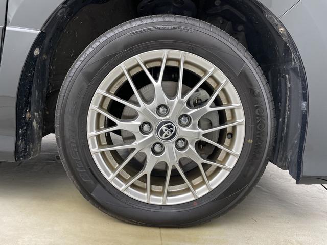 ヴォクシー ハイブリッドＺＳ　煌ＩＩ　フリップダウン　社外ナビ　バックモニター　両側電動スライドドア　前席シートヒーター　ビルトインＥＴＣ　クルーズコントロール　ロールサンシェード　オートハイビーム　レーンキープアシスト　衝突軽減ブレーキ（72枚目）