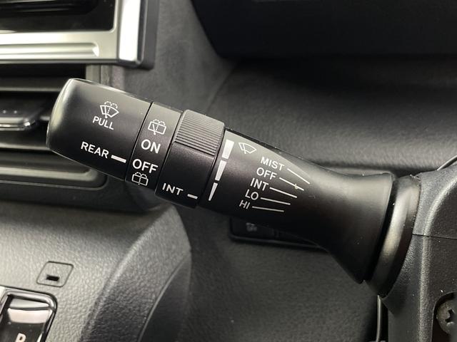 シエンタ G クエロ 純正デジタルインナーミラー 全方位カメラ ドライブレコーダー 両側電動スライドドア ビルトインETC2.0 クルーズコントロール ハンドルヒーター 前席シートヒーター オートハイビーム 衝突軽減(13枚目)