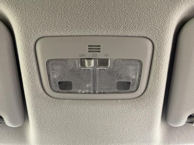 シエンタ G クエロ 純正デジタルインナーミラー 全方位カメラ ドライブレコーダー 両側電動スライドドア ビルトインETC2.0 クルーズコントロール ハンドルヒーター 前席シートヒーター オートハイビーム 衝突軽減(29枚目)