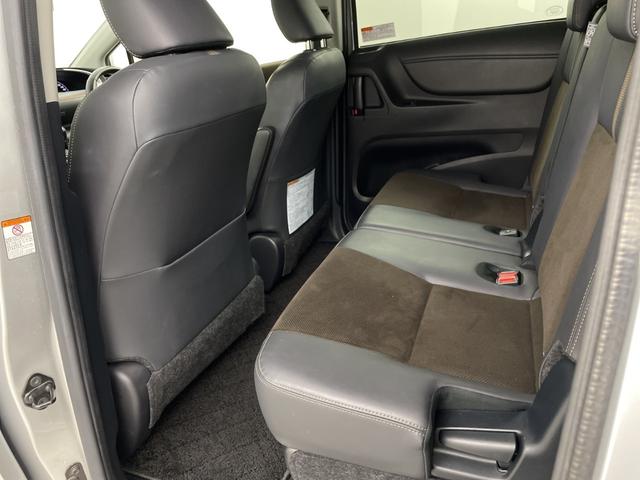 シエンタ G クエロ 純正デジタルインナーミラー 全方位カメラ ドライブレコーダー 両側電動スライドドア ビルトインETC2.0 クルーズコントロール ハンドルヒーター 前席シートヒーター オートハイビーム 衝突軽減(42枚目)