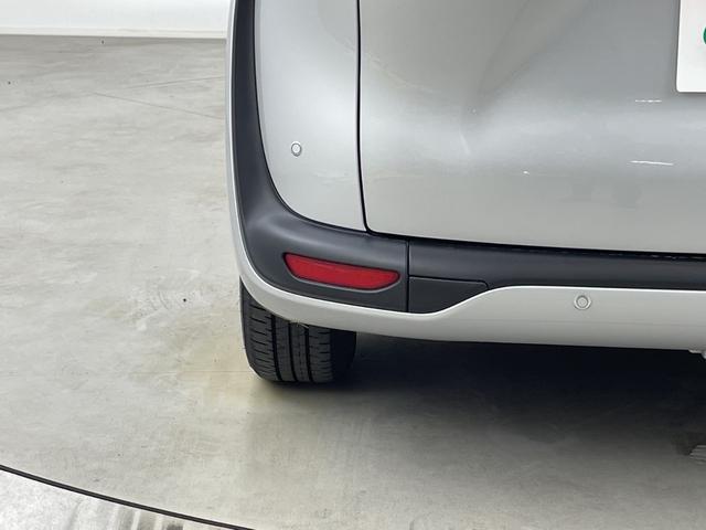 シエンタ G クエロ 純正デジタルインナーミラー 全方位カメラ ドライブレコーダー 両側電動スライドドア ビルトインETC2.0 クルーズコントロール ハンドルヒーター 前席シートヒーター オートハイビーム 衝突軽減(54枚目)