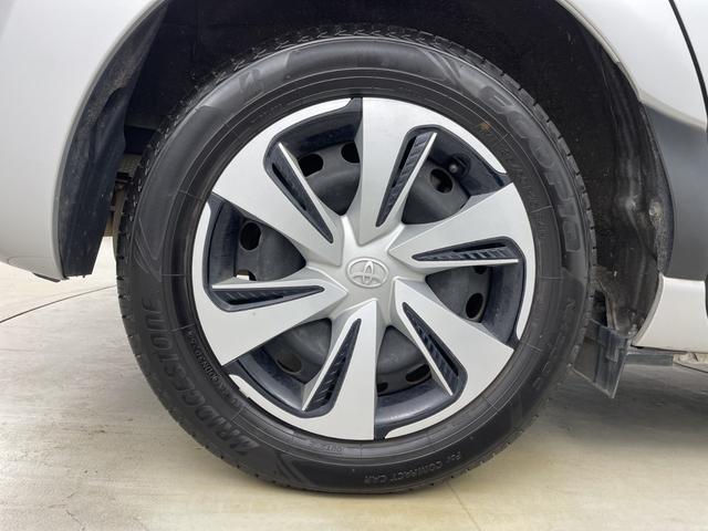 シエンタ G クエロ 純正デジタルインナーミラー 全方位カメラ ドライブレコーダー 両側電動スライドドア ビルトインETC2.0 クルーズコントロール ハンドルヒーター 前席シートヒーター オートハイビーム 衝突軽減(70枚目)