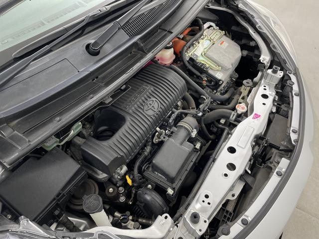 シエンタ G クエロ 純正デジタルインナーミラー 全方位カメラ ドライブレコーダー 両側電動スライドドア ビルトインETC2.0 クルーズコントロール ハンドルヒーター 前席シートヒーター オートハイビーム 衝突軽減(75枚目)