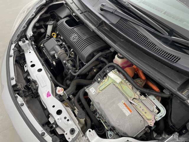 シエンタ G クエロ 純正デジタルインナーミラー 全方位カメラ ドライブレコーダー 両側電動スライドドア ビルトインETC2.0 クルーズコントロール ハンドルヒーター 前席シートヒーター オートハイビーム 衝突軽減(77枚目)