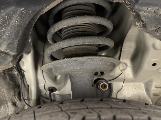 シエンタ G クエロ 純正デジタルインナーミラー 全方位カメラ ドライブレコーダー 両側電動スライドドア ビルトインETC2.0 クルーズコントロール ハンドルヒーター 前席シートヒーター オートハイビーム 衝突軽減(78枚目)