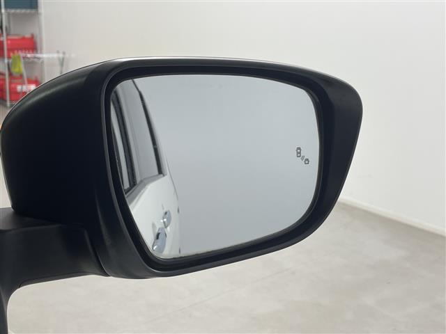 セレナ ハイウェイスター V 社外9型SDナビ アラウンドビューモニター プロパイロット 両側パワースライドドア デジタルインナーミラー ビルトインETC ハンズフリーオートスライドドア コーナーセンサー 純正アルミホイール 禁煙(4枚目)