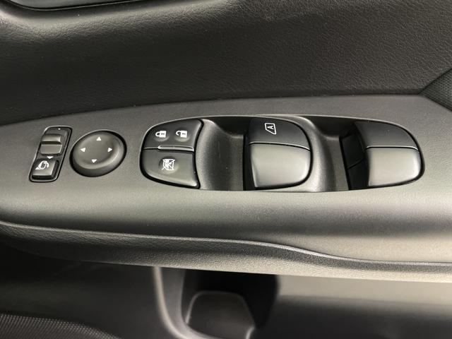 セレナ ハイウェイスター V 社外9型SDナビ アラウンドビューモニター プロパイロット 両側パワースライドドア デジタルインナーミラー ビルトインETC ハンズフリーオートスライドドア コーナーセンサー 純正アルミホイール 禁煙(24枚目)