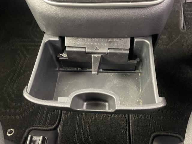 セレナ ハイウェイスター V 社外9型SDナビ アラウンドビューモニター プロパイロット 両側パワースライドドア デジタルインナーミラー ビルトインETC ハンズフリーオートスライドドア コーナーセンサー 純正アルミホイール 禁煙(31枚目)