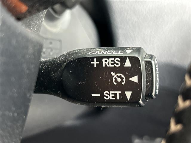 シエンタ ハイブリッドＧ　純正ナビ　バックカメラ　ビルトインＥＴＣ　ドライブレコーダー　両側電動スライドドア　クルーズコントロール　クリアランスソナー　レーンキープアシスト　衝突軽減ブレーキ　オートハイビーム　ドアバイザー（4枚目）