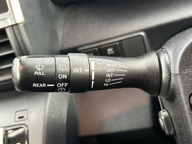 シエンタ ハイブリッドＧ　純正ナビ　バックカメラ　ビルトインＥＴＣ　ドライブレコーダー　両側電動スライドドア　クルーズコントロール　クリアランスソナー　レーンキープアシスト　衝突軽減ブレーキ　オートハイビーム　ドアバイザー（14枚目）