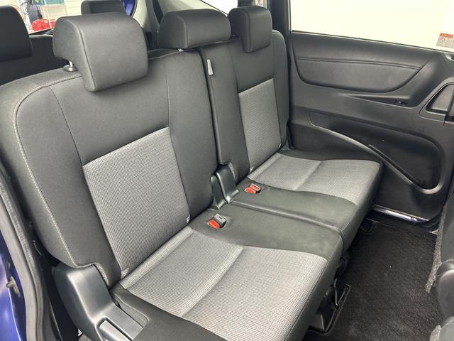 シエンタ ハイブリッドＧ　純正ナビ　バックカメラ　ビルトインＥＴＣ　ドライブレコーダー　両側電動スライドドア　クルーズコントロール　クリアランスソナー　レーンキープアシスト　衝突軽減ブレーキ　オートハイビーム　ドアバイザー（40枚目）